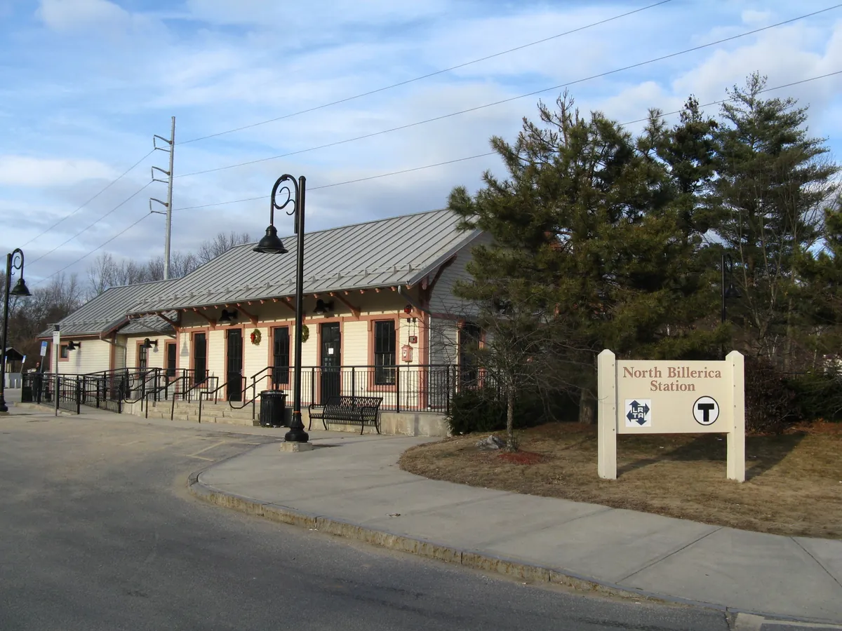 North Billerica commuter rail station on the MBTA Lowell Line, with its cream depot building and station sign